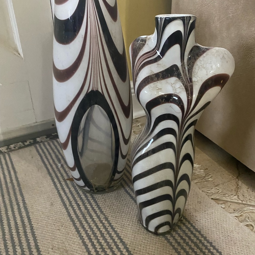 Vase - Picture 6 of 6